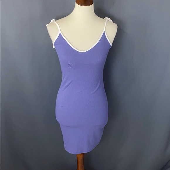 NWT body con dress - Picture 4 of 8